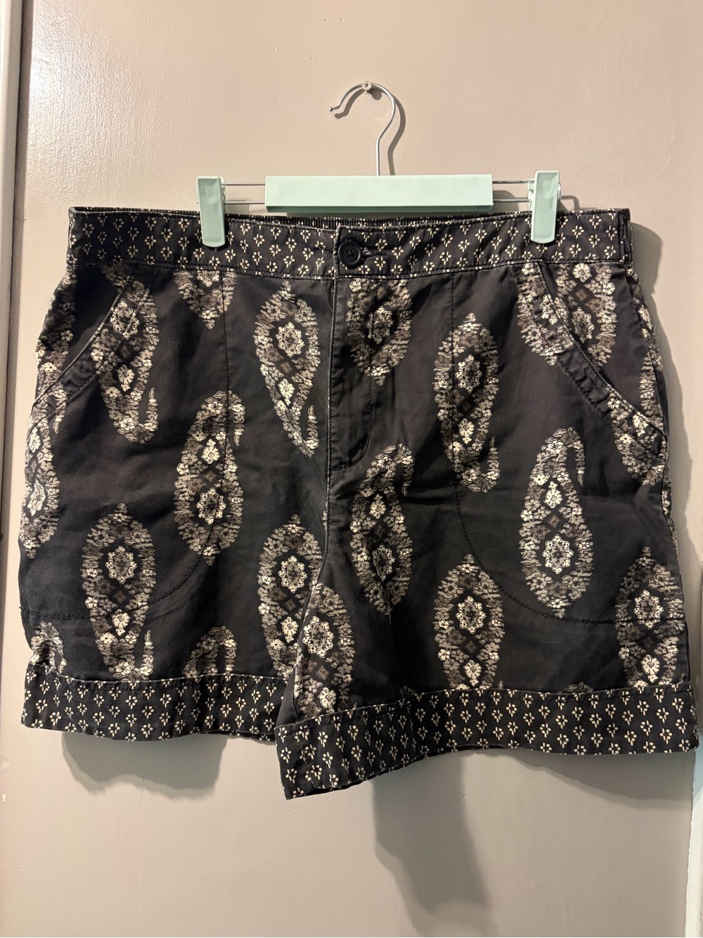Knox Rose Black Shorts with Cream Floral Print